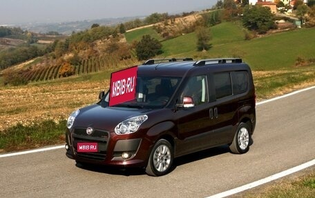 Fiat Doblo II рестайлинг, 2010 год, 1 000 000 рублей, 1 фотография