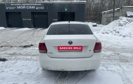 Volkswagen Polo VI (EU Market), 2012 год, 750 000 рублей, 2 фотография