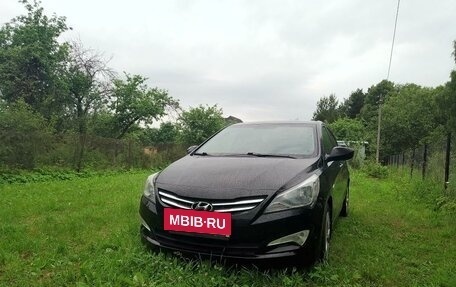 Hyundai Solaris II рестайлинг, 2014 год, 1 100 000 рублей, 2 фотография