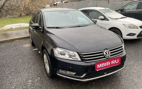 Volkswagen Passat B7, 2011 год, 830 000 рублей, 2 фотография