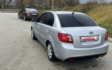 KIA Rio II, 2011 год, 565 000 рублей, 6 фотография