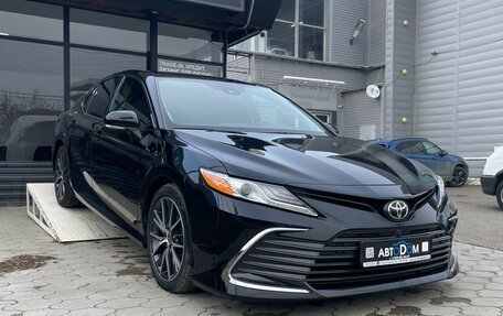 Toyota Camry, 2021 год, 3 399 000 рублей, 4 фотография