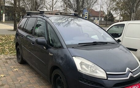 Citroen C4 Picasso II рестайлинг, 2011 год, 720 000 рублей, 3 фотография