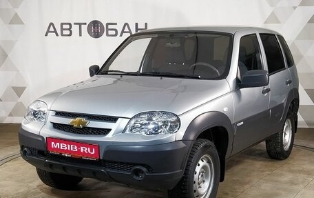 Chevrolet Niva I рестайлинг, 2015 год, 819 000 рублей, 1 фотография