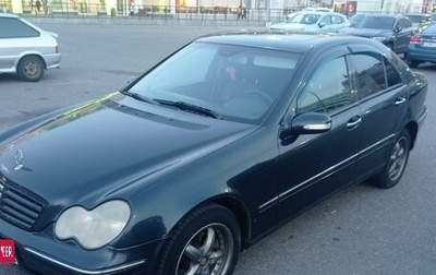 Mercedes-Benz C-Класс, 2004 год, 490 000 рублей, 1 фотография