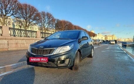 KIA Rio III рестайлинг, 2011 год, 600 000 рублей, 2 фотография