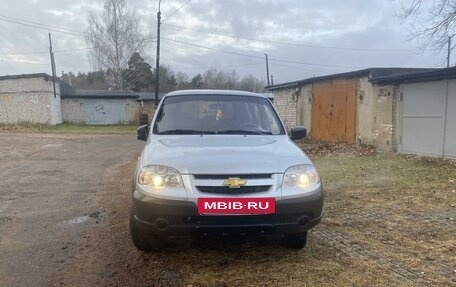 Chevrolet Niva I рестайлинг, 2012 год, 480 000 рублей, 7 фотография