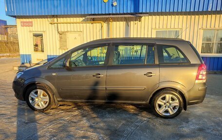 Opel Zafira B, 2012 год, 849 000 рублей, 5 фотография