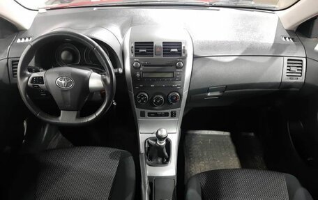 Toyota Corolla, 2011 год, 1 150 000 рублей, 12 фотография