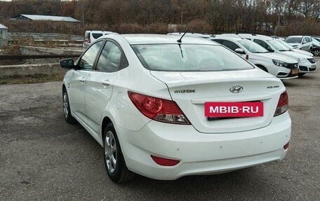 Hyundai Solaris II рестайлинг, 2012 год, 735 000 рублей, 7 фотография