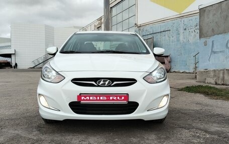 Hyundai Solaris II рестайлинг, 2012 год, 735 000 рублей, 2 фотография