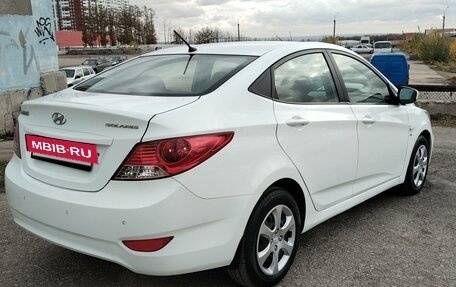 Hyundai Solaris II рестайлинг, 2012 год, 735 000 рублей, 5 фотография