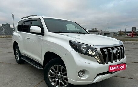 Toyota Land Cruiser Prado 150 рестайлинг 2, 2016 год, 3 800 000 рублей, 3 фотография