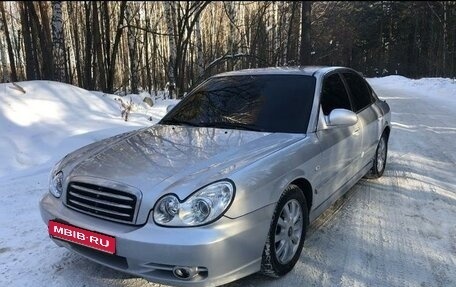 Hyundai Sonata IV рестайлинг, 2004 год, 550 000 рублей, 1 фотография