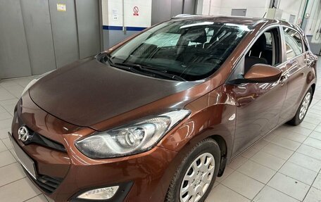 Hyundai i30 II рестайлинг, 2013 год, 1 097 000 рублей, 1 фотография