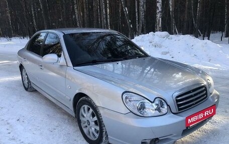 Hyundai Sonata IV рестайлинг, 2004 год, 550 000 рублей, 2 фотография