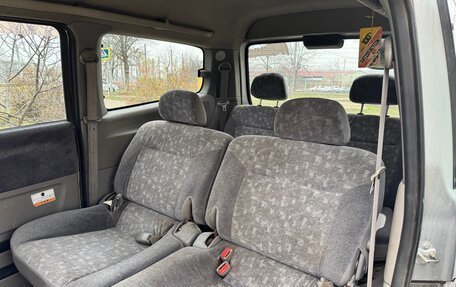 Nissan Serena II, 2000 год, 565 000 рублей, 14 фотография