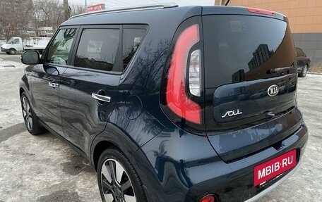 KIA Soul II рестайлинг, 2018 год, 1 715 000 рублей, 7 фотография