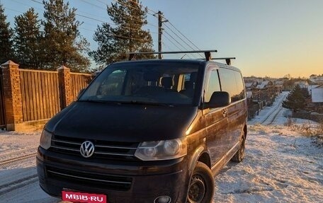 Volkswagen Caravelle T5, 2013 год, 1 850 000 рублей, 1 фотография