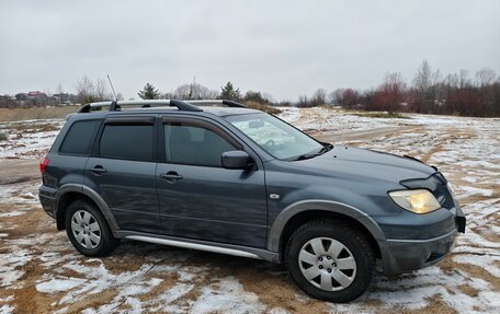 Mitsubishi Outlander III рестайлинг 3, 2006 год, 600 000 рублей, 10 фотография