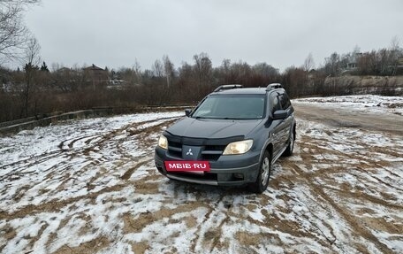 Mitsubishi Outlander III рестайлинг 3, 2006 год, 600 000 рублей, 6 фотография