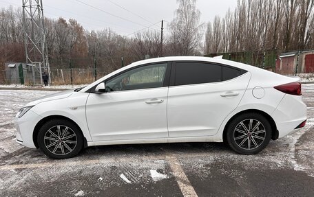 Hyundai Elantra VI рестайлинг, 2020 год, 1 400 000 рублей, 2 фотография