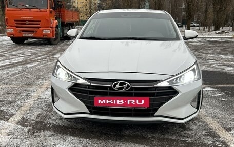 Hyundai Elantra VI рестайлинг, 2020 год, 1 400 000 рублей, 8 фотография