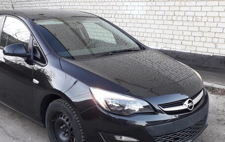 Opel Astra J, 2013 год, 1 100 000 рублей, 4 фотография