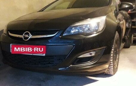 Opel Astra J, 2013 год, 1 100 000 рублей, 5 фотография