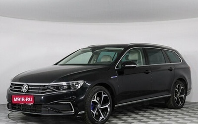 Volkswagen Passat B8 рестайлинг, 2019 год, 3 300 000 рублей, 1 фотография