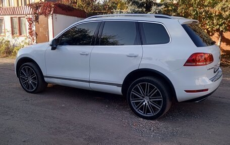 Volkswagen Touareg III, 2013 год, 1 950 000 рублей, 10 фотография