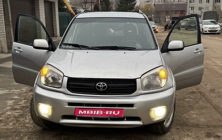 Toyota RAV4, 2004 год, 850 000 рублей, 1 фотография