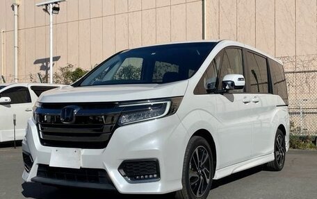 Honda Stepwgn IV, 2021 год, 1 630 000 рублей, 4 фотография