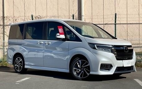 Honda Stepwgn IV, 2021 год, 1 630 000 рублей, 1 фотография