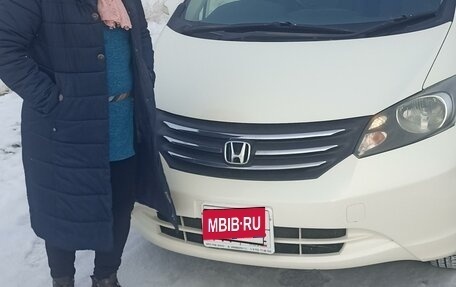 Honda Freed I, 2010 год, 1 300 000 рублей, 1 фотография