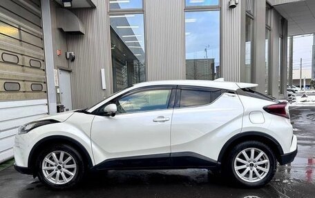 Toyota C-HR I рестайлинг, 2019 год, 1 376 000 рублей, 6 фотография