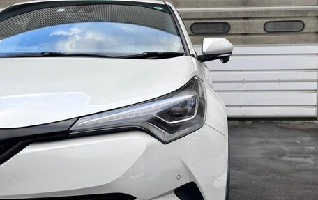 Toyota C-HR I рестайлинг, 2019 год, 1 376 000 рублей, 10 фотография