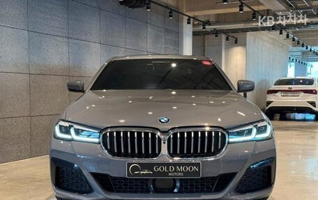 BMW 5 серия, 2021 год, 4 400 000 рублей, 2 фотография