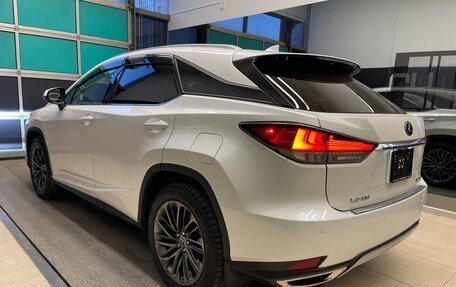 Lexus RX IV рестайлинг, 2019 год, 5 350 000 рублей, 4 фотография