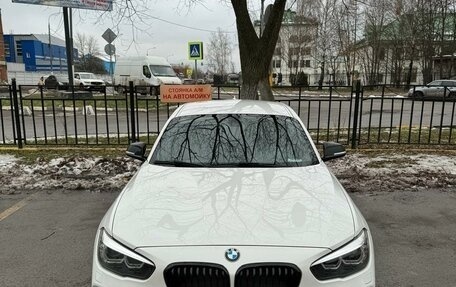 BMW 1 серия, 2019 год, 2 490 000 рублей, 1 фотография