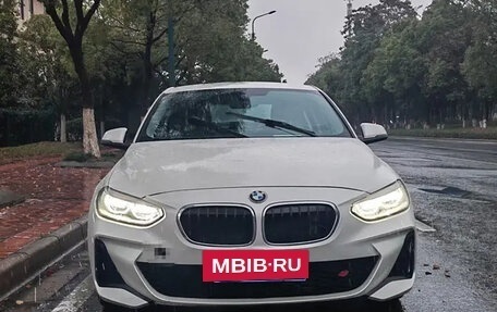 BMW 1 серия, 2022 год, 1 810 007 рублей, 7 фотография