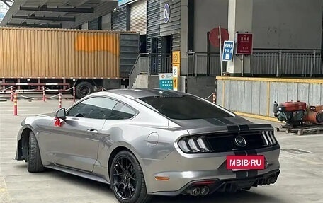 Ford Mustang VI рестайлинг, 2018 год, 3 340 000 рублей, 7 фотография