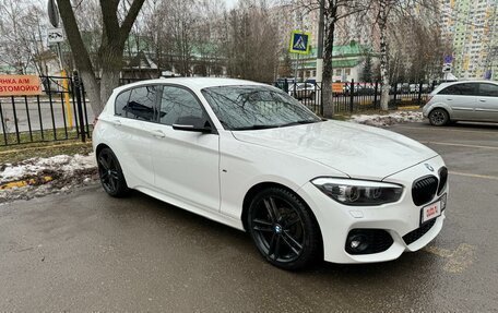 BMW 1 серия, 2019 год, 2 490 000 рублей, 2 фотография