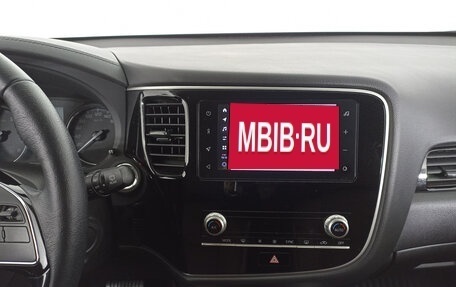 Mitsubishi Outlander III рестайлинг 3, 2021 год, 3 406 000 рублей, 15 фотография