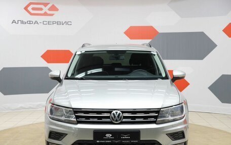 Volkswagen Tiguan II, 2018 год, 2 150 000 рублей, 2 фотография