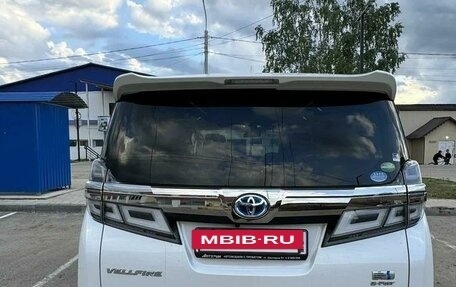 Toyota Vellfire II, 2019 год, 4 350 000 рублей, 3 фотография