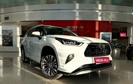 Toyota Highlander, 2024 год, 8 000 000 рублей, 1 фотография