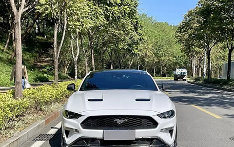 Ford Mustang VI рестайлинг, 2021 год, 4 540 000 рублей, 2 фотография