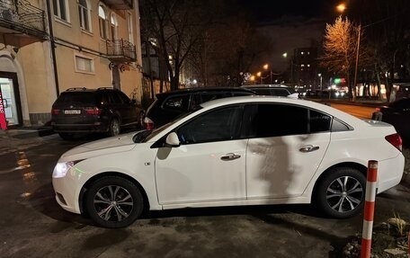 Chevrolet Cruze II, 2012 год, 750 000 рублей, 3 фотография