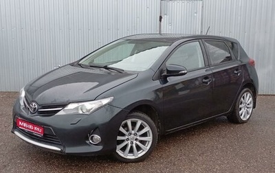 Toyota Auris II, 2013 год, 980 000 рублей, 1 фотография